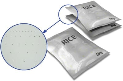 Perforation de sachets de riz